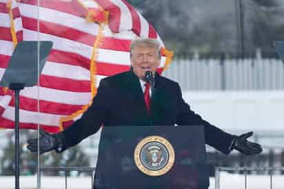 Frente al caos que se registró hoy en el Capitolio, en Washington DC, crecen los llamados a destituir al presidente estadounidense, Donald Trump, invocando la Enmienda 25 de la Constitución de Estados Unidos. (ESPECIAL) 