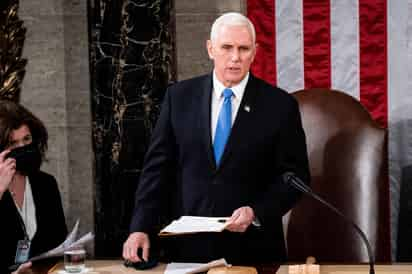 El vicepresidente estadounidense, Mike Pence, condenó este miércoles la violencia registrada durante el asalto al Capitolio y espetó a quienes protagonizaron la insurrección, todos ellos seguidores del presidente Donald Trump: 'No han ganado'. (ESPECIAL) 
