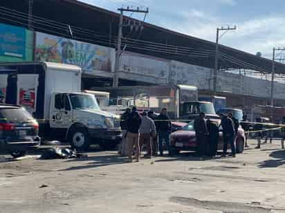 Las autoridades confirmaron que hay una mujer lesionada quien fue trasladada por la Cruz Roja a un hospital de la localidad.
(EL SIGLO DE TORREÓN)