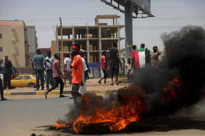 El saldo de muertes por el brote de violencia en la provincia de Darfur Occidental en Sudán ascendió a 48 e incluye mujeres y niños, informaron activistas humanitarios. (ARCHIVO)