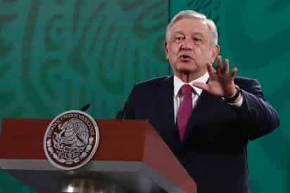 El presidente Andrés Manuel López Obrador aseguró que el periodista Carlos Loret de Mola está muy ofuscado por señalar que la inversión de 112 millones de pesos que la Secretaría de Desarrollo Territorial y Urbano (Sedatu) hará en Palenque Chiapas, beneficiará la propiedad del mandatario. (EL UNIVERSAL)