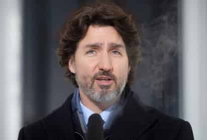 El primer ministro de Canadá, Justin Trudeau, felicitó este miércoles a Joe Biden, después de asumir la presidencia de Estados Unidos y afirmó que los dos países seguirán luchando unidos contra la pandemia de COVID-19. (AGENCIAS / EFE)