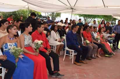 El Sistema para el Desarrollo Integral de la Familia (DIF) de San Pedro llevará a cabo el 12 de febrero las tradicionales Bodas Comunitarias, que se organizan cada año a fin de apoyar a las parejas que quieren unir sus vidas en matrimonio o regularizar su situación si viven en unión libre, por lo que los interesados ya pueden acudir a solicitar su formato de registro. (ARCHIVO)