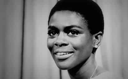 Cicely Tyson, actriz que encendió al medio con sus electrizantes papeles empoderadores para la mujer negra, quien se dio a conocer de manera internacional en el programa The Autobiography of Miss Jane Pittman, murió este jueves a los 96 años de edad. (Especial)