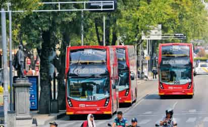 Ante el nuevo programa parcial de desarrollo urbano de Lomas de Chapultepec, la jefa de Gobierno de la Ciudad de México, Claudia Sheinbaum, dijo que se analiza si es viable la ampliación de la Línea 7 del Metrobús, que va de Indios Verdes a Campo Marte, por lo que podría haber una consulta ciudadana para saber si es factible expandir o no. (ESPECIAL)