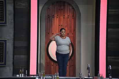 Adiós. Diana, mejor conocida como 'Soldado Esquivel' fue la expulsada número 13 de MasterChef México. (CORTESÍA)