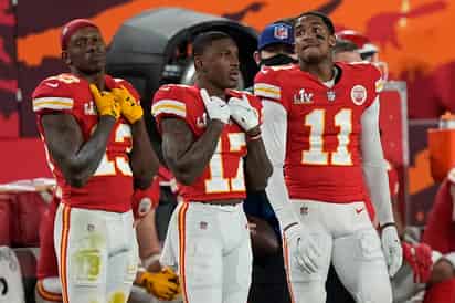 Kansas City jugó el peor partido de la temporada en el momento menos indicado. (AP)