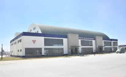 Constituye la principal instalación aérea en el país. Moderna, funcional y eficiente, con nuevos elementos aéreos y terrestres, presumió la Sedena, encabezada por el general Luis Cresencio Sandoval González. (ESPECIAL)