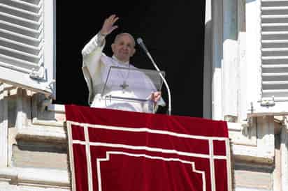 El papa Francisco ha introducido un nuevo conjunto de cambios en el código legal de la Ciudad del Vaticano, que ha sido objeto de críticas renovadas a medida que los fiscales buscan sancionar los crímenes financieros y el mal manejo por parte de monseñores y financistas de la Santa Sede. (ARCHIVO)