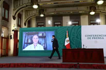 El subsecretario de Prevención y Promoción de la Salud, Hugo López-Gatell Ramírez, reapareció en la conferencia vespertina de manera virtual, afirmó que se realizó una prueba de PCR que dio positivo de nuevo, por lo que todavía no se reincorporará a actividades presenciales. (EFE)