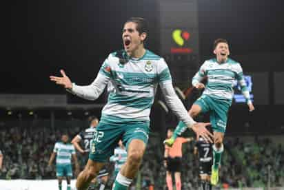 Santiago Muñóz, líder anotador de los Guerreros, tratará de hacerse presente en el marcador para tratar de ayuda a que Santos Laguna derrote a los Xolos y logre su primer triunfo de visita del torneo. (JESÚS GALINDO)
