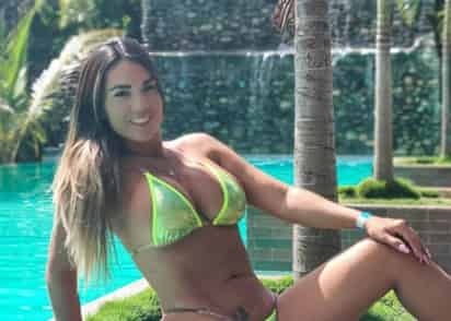 Curvas bien silueteadas, senos y glúteos grandes y definidos... ¡qué nalgazo de mujer!; es por todo ello que Elena Bayona se ha ganado el título de 'Reina del bikini' en las plataformas digitales. (Especial) 