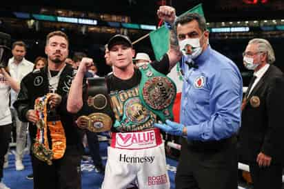 Saúl Álvarez se enfrentará a Billy Joe Saunders el 8 de mayo en el Estadio AT&T, y se esperan cerca de 60,000 aficionados. (ARCHIVO)
