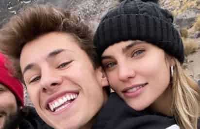 Después de que el famoso “youtuber” Juanpa Zurita y la actriz Macarena Achaga despertaran rumores de romance hace un par de meses, todo parece indicar que finalmente la pareja confirmó su relación. (ESPECIAL)