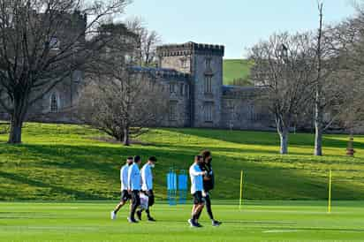 El Tricolor ya entrenó rumbo al partido ante Gales. (CORTESÍA FMF)