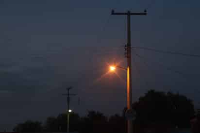 Entregan obras de revestimiento de calles y la rehabilitan luminarias en Santa Brígida. (EL SIGLO DE TORREÓN) 