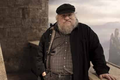 El escritor británico George R.R. Martin, conocido por la saga 'A Song of Ice and Fire' en la que se basó la serie de televisión 'Game of Thrones', ha firmado un acuerdo millonario para producir series y películas con las plataformas HBO y HBO Max. (Especial) 