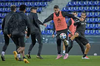 El tricolor entrenó ayer en Austria, donde cerró su preparación, para medirse este martes a los ticos. (TWITTER)