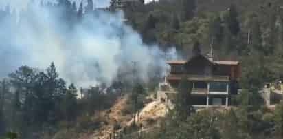 Al término de las labores de combate del día de hoy, se declara un avance del 70 por ciento en el control del incendio forestal en la zona de Monterreal, en la Sierra de Arteaga, con un 60 por ciento de liquidación, informó Eglantina Canales Gutiérrez, titular de la Secretaría de Medio Ambiente del Estado (SMA). (ESPECIAL)
