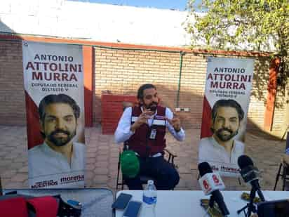 Respecto a la discusión que tiene el INE sobre el otorgamiento a Salgado Macedonio para ser candidato al gobierno de Guerrero, Attolini Murra se dijo confiado en que prevalecerá el respeto a la ley, lo que brindará mayor certeza al proceso electoral en cualquier caso.
(EL SIGLO DE TORREÓN)