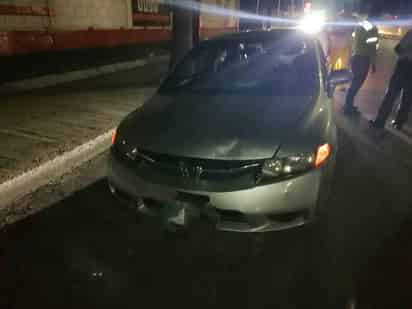 El vehículo señalado como responsable es un Honda Civic, modelo 2009, color gris, que era conducido por Wendy de 25 años de edad. (EL SIGLO DE TORREÓN)
