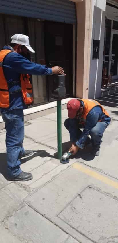Fue la Dirección de Obras Públicas de Torreón la que ejecutó los trabajos de retiro de los aparatos.