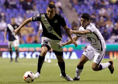 Puebla rompió una racha de tres victorias y empató a cero en casa con Pumas, que salió de zona de repesca. (EFE)