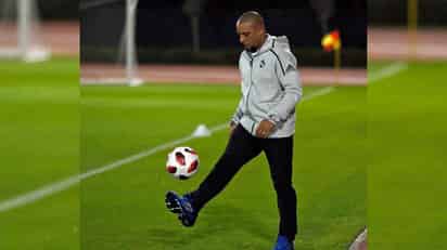 El exfutbolista brasileño, Roberto Carlos no ve con malos ojos dirigir en el futbol mexicano, al igual que lo hace su excompañero del Real Madrid, Santiago Solari con las Águilas del América. (ESPECIAL)