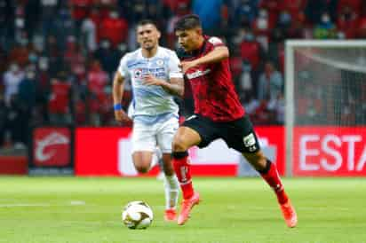 Los Diablos Rojos del Toluca vencieron la noche de este miércoles en el arranque de la Liguilla por el título a la Máquina de la Cruz Azul con marcador de 2-1 en la cancha del Nemesio Diez. (JAM MEDIA)