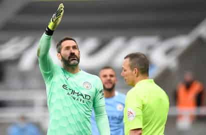 ¿Quién es Scott Carson, portero de 35 años que debutó en Manchester City?