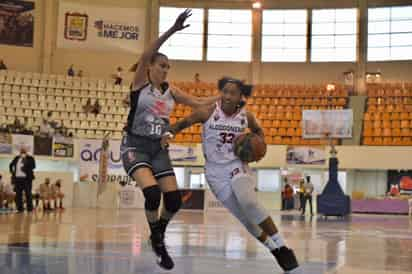 Las Algodoneras de la Comarca recibirán su última serie de la temporada que les ha visto nacer como el primer equipo profesional de baloncesto femenil en la historia de la Comarca Lagunera, sin duda, una campaña histórica y que contribuye a fortalecer la inclusión de género a través de los deportes. (EL SIGLO DE TORREÓN)