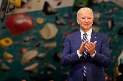 Biden sacó tiempo igualmente para hablar de la reunión con Putin, en un momento en que la relación entre la Casa Blanca y el Kremlin atraviesa uno de sus puntos más bajos. (EFE) 