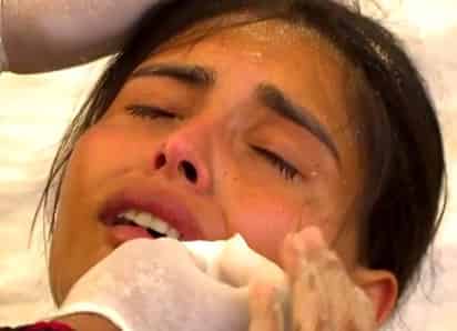Dramático momento vivió la modelo y conductora Kristal Silva durante el programa de Survivor del pasado viernes al ser lesionada en un accidente de contacto. (INSTAGRAM) 
