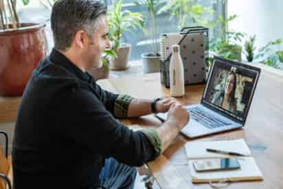 No te olvides de estar relajado y disfruta de la experiencia laboral por la que estás pasando. (ESPECIAL)