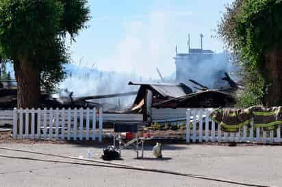 El primer ministro canadiense Justin Trudeau condenó el viernes los incendios y vandalizaciones de iglesias ocurridos a raíz del descubrimiento de centenares de tumbas en los terrenos de antiguos internados para niños indígenas operados por la Iglesia católica. (AP/ARCHIVO)