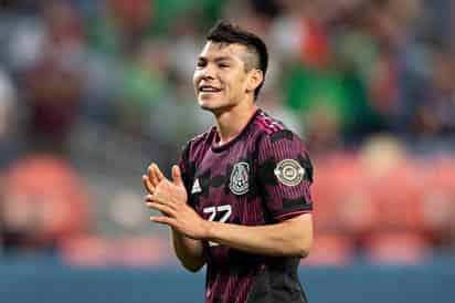 Debido al golpe que sufrió en la víspera en el partido ante Trinidad y Tobago, el delantero mexicano Hirving Lozano se perderá el resto de la Copa de Oro, informó el domingo la dirección de selecciones nacionales. (ESPECIAL) 