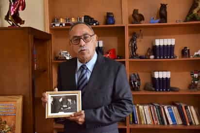 Juan Antonio Herrera de León se graduó de la licenciatura en Derecho en junio de 1971 y ahora reflexiona sobre sus profesión. (ÉRICK SOTOMAYOR)