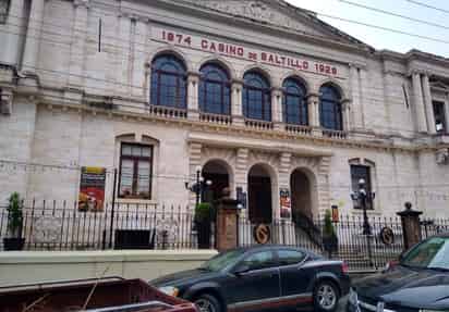 Luego de que se diera a conocer que el Casino de Saltillo, se convertiría en un negocio particular, Carlos Orta, uno de los socios, informó que hasta el momento no hay algún indicio al respecto, por lo que el centro se mantendrá como patrimonio histórico. (PERLA SÁNCHEZ)