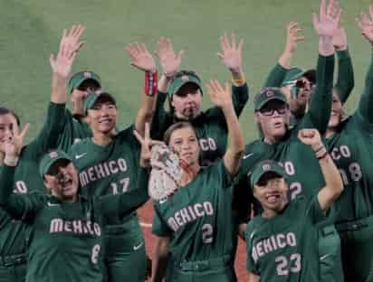 Luego de que las boxeadoras mexicanas Brianda Cruz y Esmeralda Falcón expusieron a las jugadores de la selección de sóftbol por tirar los uniformes de los Juegos Olímpicos a la basura, el presidente del Comité Olímpico Mexicano se pronunció al respecto. 