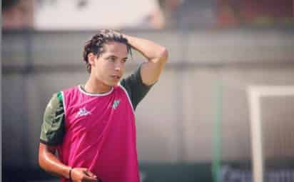 'Estoy enamorada de Diego Lainez ayuda', es el texto que se puede leer en una publicación de Twitter, y es que así como ese existen muchísimos mensajes dedicados al jugador que ha tenido una participación destacada durante los Juegos Olímpicos de Tokio 2020 con el Tricolor, pero quien más allá de su desempeño como futbolista, se ha encargado de 'enamorar' a usuarios en la red y se ha convertido en un 'galán' del mundo deportivo mexicano. (ARCHIVO)
