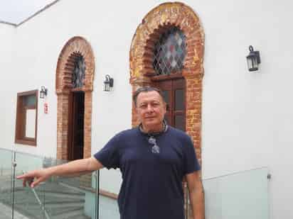 Con la dirección de Enrique Esquivel y las actuaciones de los laguneros César Zárate, Estefanía Marrufo y Edson Contreras, la novela Noches Blancas de Fiódor Dostoyevski será adaptada al arte escénico para una presentación en Casa Mudéjar. (SAÚL RODRÍGUEZ)