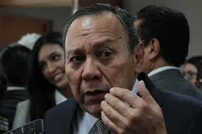  Jesús Zambrano Grijalva, dirigente nacional del Partido de la Revolución Democrática (PRD), propuso la eliminación de la figura de los servidores de la nación, a quienes calificó como un 'ejército electoral'. (ARCHIVO) 
