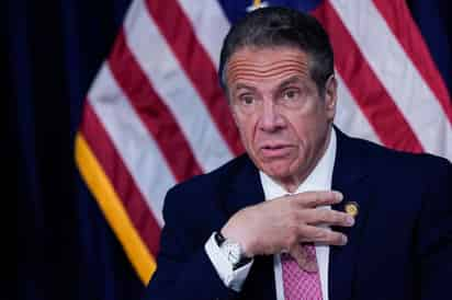 La sombra de un juicio político se cernía este lunes sobre el gobernador de Nueva York, Andrew Cuomo, mientras la Asamblea Legislativa del estado, con poderes para iniciar ese proceso, se reunía esta mañana con investigadores y ultimaba su calendario de acciones. (ARCHIVO) 