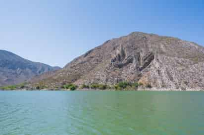 No están en contra del proyecto Agua Saludable para la Laguna, pues se debe priorizar el abasto del líquido para el consumo humano, ya que es un derecho fundamental, pero también el presidente Andrés Manuel López Obrador, debe considerar que, se necesita eficientar la distribución del volumen que se destinará para la producción del campo.
