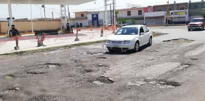 'Por donde quiera que veas, Matamoros está destrozado', dice el regidor independiente, Gonzalo Barrios, quien indicó que el presidente Horacio Piña no hizo nada por su municipio. (EL SIGLO DE TORREÓN)