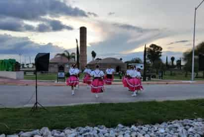 Sólo se permitirá la presencia de autoridades y se transmitirán por redes sociales, las ceremonias por la celebración de la Independencia de México. (ARCHIVO) 
