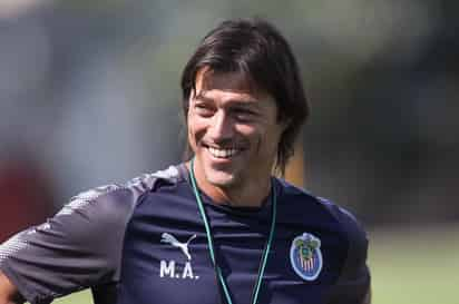 Matías Almeyda, extécnico de las Chivas, anunció que jugará con las leyendas del Rebaño, en un partido que se disputará el sábado en Napa, California. (ESPECIAL)
