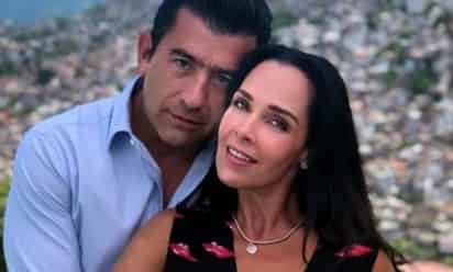 La actriz Sharis Cid recopiló uno de los capítulos más difíciles de su vida: cuando su pareja, el empresario Isaías Gómez, fue asesinado a bordo de un coche en 2018. La actriz reconoció ser la experiencia más fuerte que ha vivido y que no se la desea a nadie. (ESPECIAL) 