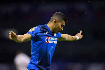 El jugador extremo izquierdo del Cruz Azul, Orbelín Pineda, se ha destacado tanto en los equipos de la Liga MX a los que ha pertenecido como Chivas y Querétaro, así como con la Selección Mexicana. (EFE) 
