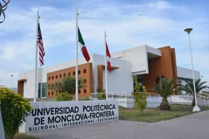 En la sala audiovisual de la universidad dieron inicio las actividades académicas por el aniversario del plantel.